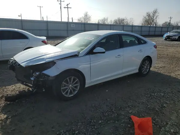 5NPE24AF3JH599877 2018 HYUNDAI SONATA - Image 1