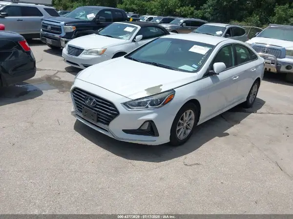 5NPE24AF3JH600672 2018 HYUNDAI SONATA - Image 2