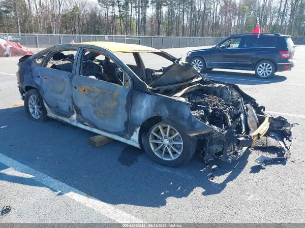 5NPE24AF3JH600686 2018 HYUNDAI SONATA - Image 1