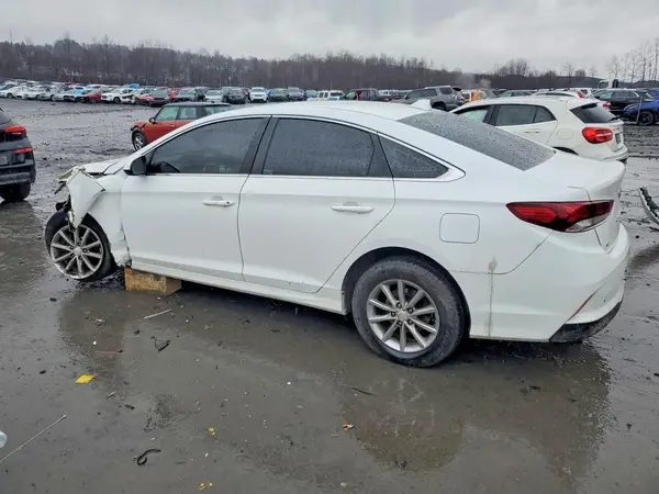 5NPE24AF3JH603698 2018 HYUNDAI SONATA - Image 2