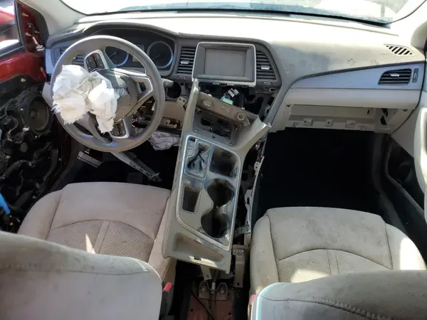 5NPE24AF3JH605693 2018 HYUNDAI SONATA - Image 8