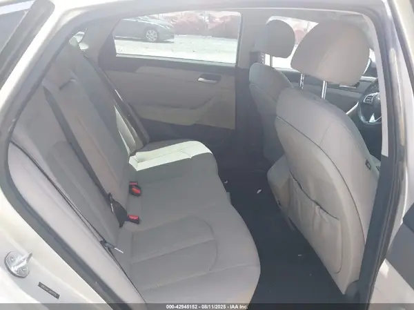 5NPE24AF3JH607735 2018 HYUNDAI SONATA - Image 8