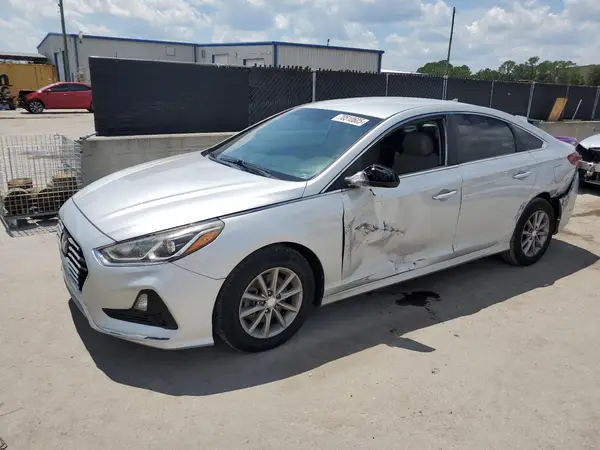 5NPE24AF3JH607749 2018 HYUNDAI SONATA - Image 1