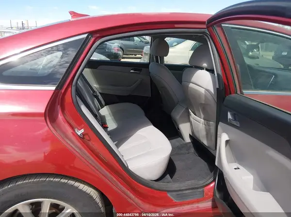 5NPE24AF3JH609081 2018 HYUNDAI SONATA - Image 8