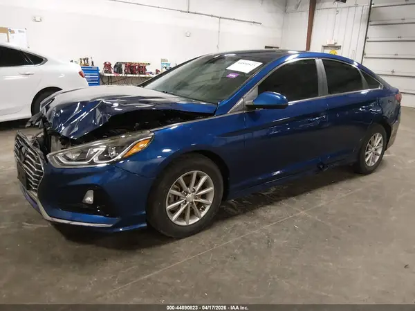 5NPE24AF3JH610327 2018 HYUNDAI SONATA - Image 2