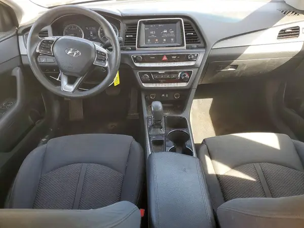 5NPE24AF3JH611915 2018 HYUNDAI SONATA - Image 8