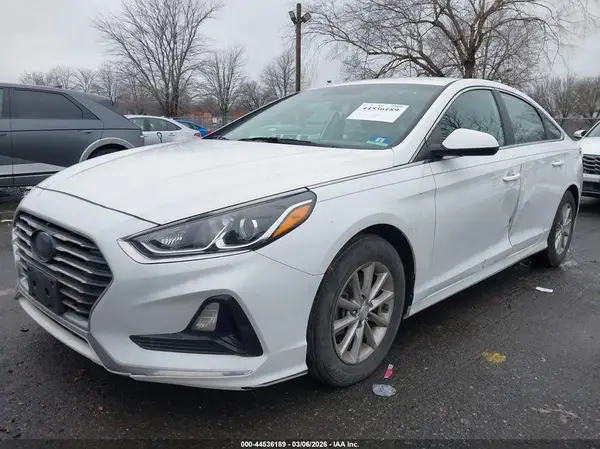 5NPE24AF3JH613048 2018 HYUNDAI SONATA - Image 2