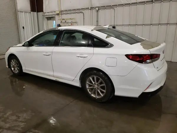 5NPE24AF3JH613602 2018 HYUNDAI SONATA - Image 2