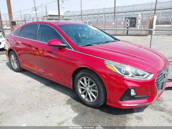5NPE24AF3JH614846 2018 HYUNDAI SONATA - Image 1