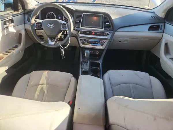 5NPE24AF3JH615723 2018 HYUNDAI SONATA - Image 8
