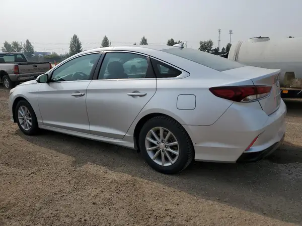5NPE24AF3JH617262 2018 HYUNDAI SONATA - Image 2