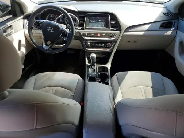 5NPE24AF3JH621389 2018 HYUNDAI SONATA - Image 8