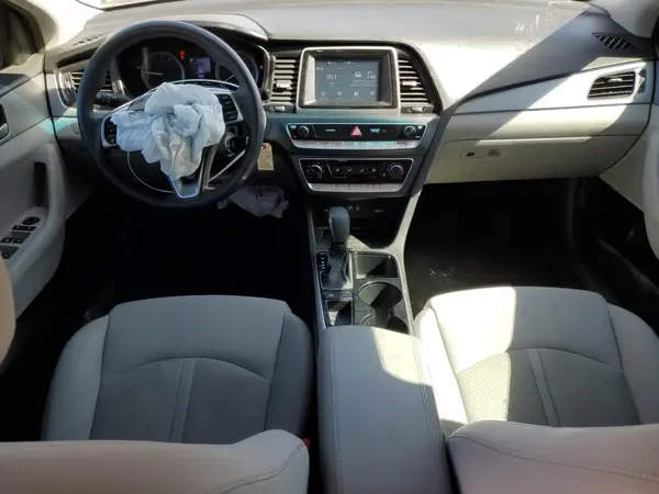 5NPE24AF3JH625958 2018 HYUNDAI SONATA - Image 8