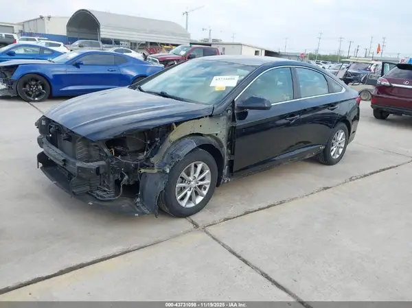 5NPE24AF3JH627662 2018 HYUNDAI SONATA - Image 2