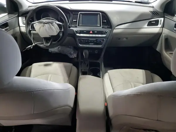 5NPE24AF3JH628827 2018 HYUNDAI SONATA - Image 8