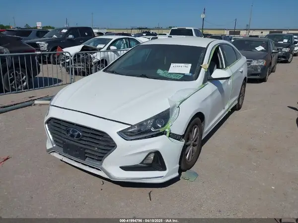 5NPE24AF3JH629492 2018 HYUNDAI SONATA - Image 2