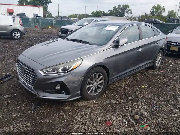 5NPE24AF3JH642629 2018 HYUNDAI SONATA - Image 2
