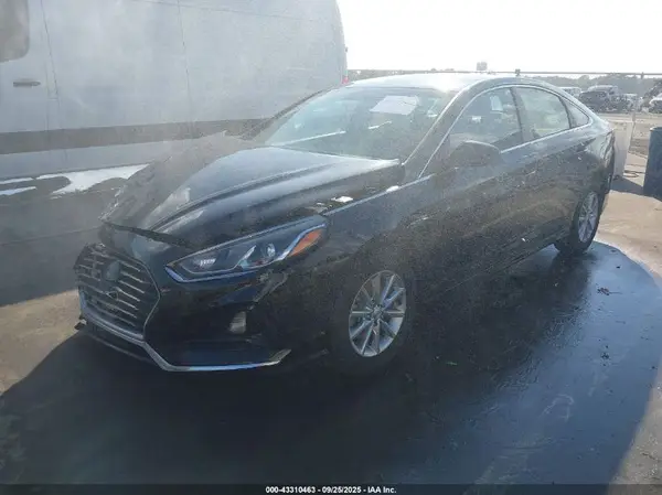 5NPE24AF3JH646227 2018 HYUNDAI SONATA - Image 2