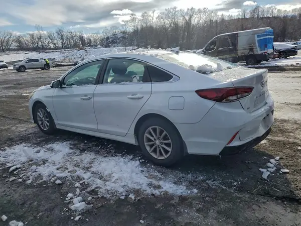 5NPE24AF3JH660757 2018 HYUNDAI SONATA - Image 2