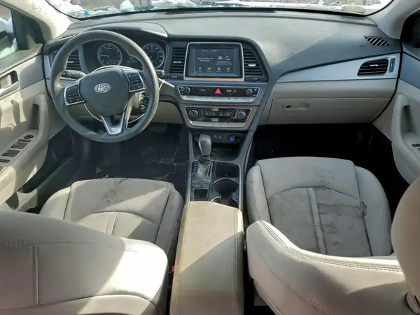 5NPE24AF3JH660757 2018 HYUNDAI SONATA - Image 8