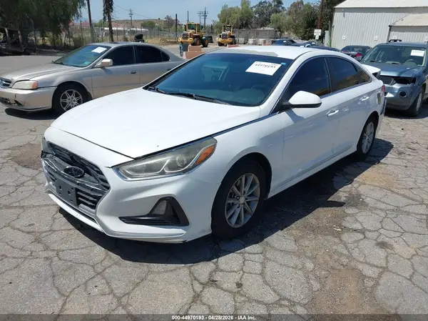 5NPE24AF3JH660872 2018 HYUNDAI SONATA - Image 2