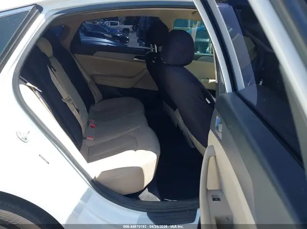 5NPE24AF3JH660872 2018 HYUNDAI SONATA - Image 8