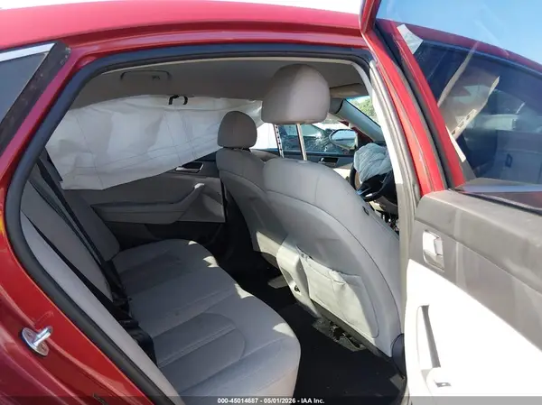 5NPE24AF3JH668213 2018 HYUNDAI SONATA - Image 8