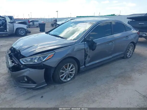 5NPE24AF3JH672360 2018 HYUNDAI SONATA - Image 2