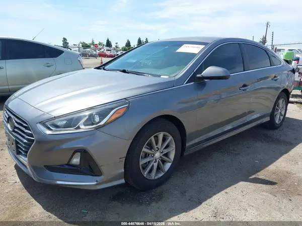 5NPE24AF3JH677042 2018 HYUNDAI SONATA - Image 2