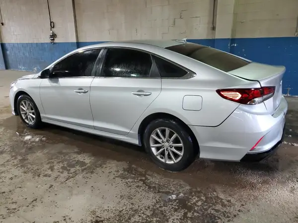 5NPE24AF3JH679163 2018 HYUNDAI SONATA - Image 2