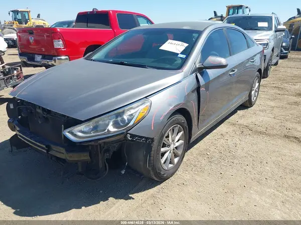 5NPE24AF3JH682063 2018 HYUNDAI SONATA - Image 2