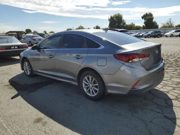 5NPE24AF3JH682712 2018 HYUNDAI SONATA - Image 2