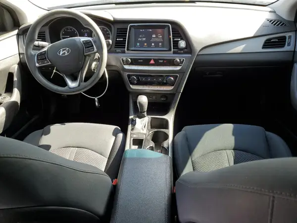 5NPE24AF3JH682712 2018 HYUNDAI SONATA - Image 8