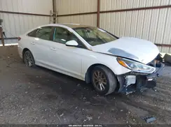 5NPE24AF3JH684556 2018 HYUNDAI SONATA