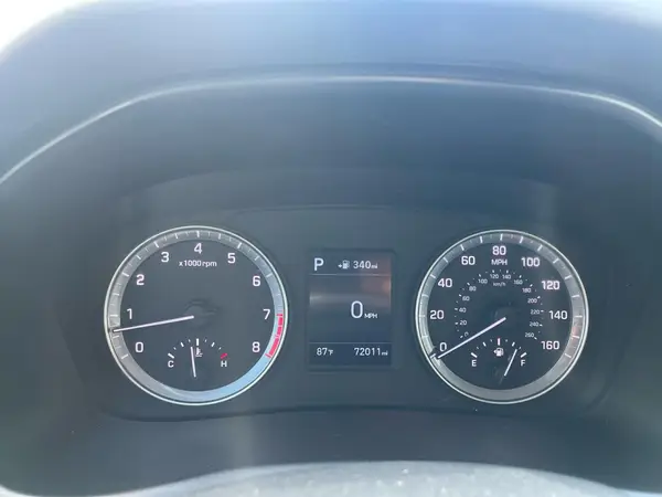 5NPE24AF3JH685402 2018 HYUNDAI SONATA - Image 8