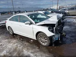5NPE24AF3JH688462 2018 HYUNDAI SONATA
