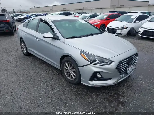 5NPE24AF3JH693936 2018 HYUNDAI SONATA - Image 1