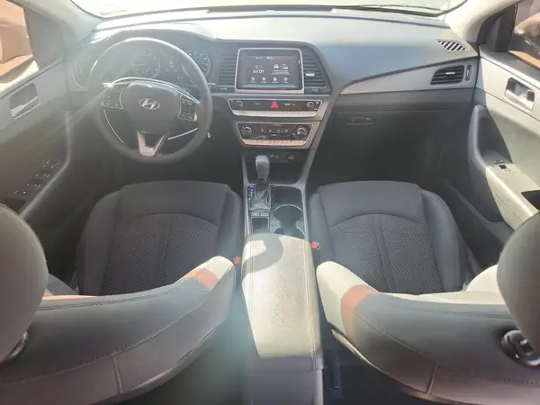 5NPE24AF3JH694083 2018 HYUNDAI SONATA - Image 8