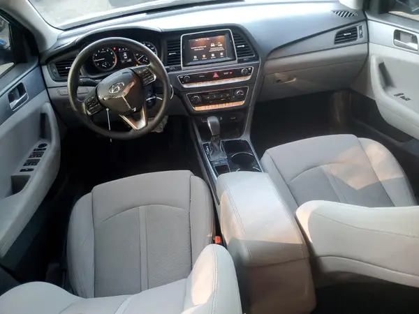 5NPE24AF3JH699784 2018 HYUNDAI SONATA - Image 8