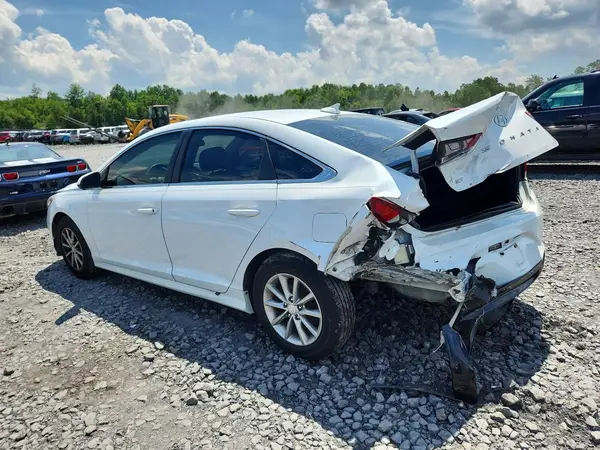 5NPE24AF3JH701128 2018 HYUNDAI SONATA - Image 2