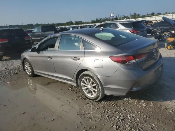 5NPE24AF3JH704739 2018 HYUNDAI SONATA - Image 2