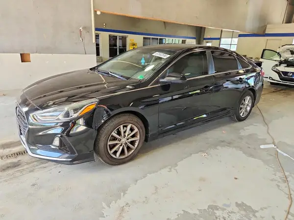 5NPE24AF3JH706894 2018 HYUNDAI SONATA - Image 1