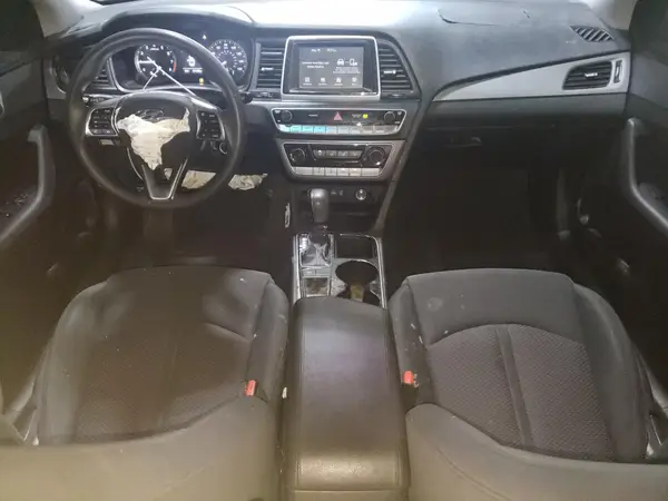 5NPE24AF3JH709150 2018 HYUNDAI SONATA - Image 8