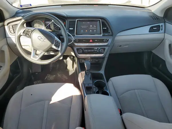 5NPE24AF3JH710038 2018 HYUNDAI SONATA - Image 8