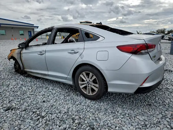 5NPE24AF3JH710489 2018 HYUNDAI SONATA - Image 2
