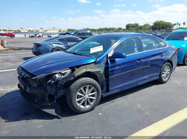 5NPE24AF3JH714798 2018 HYUNDAI SONATA - Image 2