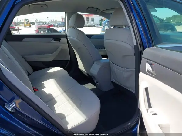 5NPE24AF3JH714798 2018 HYUNDAI SONATA - Image 8