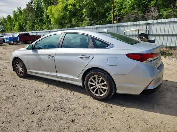 5NPE24AF3JH718480 2018 HYUNDAI SONATA - Image 2