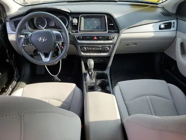 5NPE24AF3JH718849 2018 HYUNDAI SONATA - Image 8