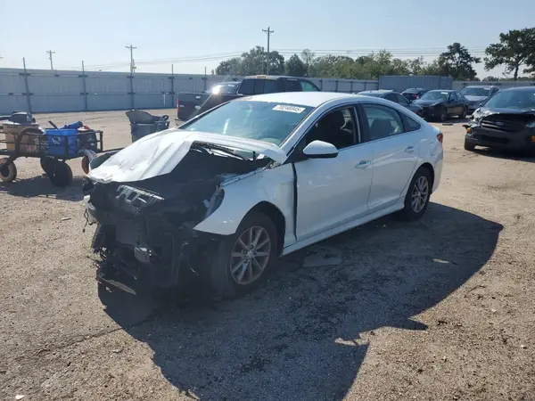 5NPE24AF3JH723162 2018 HYUNDAI SONATA - Image 1